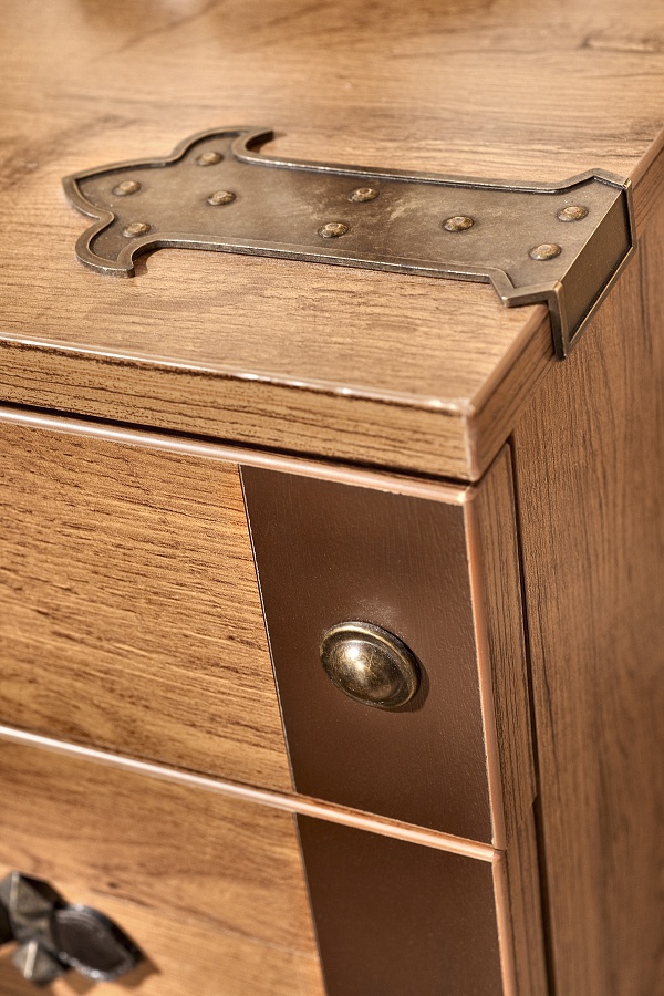 Detský nočný stolík jack - dub lancelot.

 

Úložný priestor nájdete v dvoch zásuvkách.

 

Zbožňuje vaše dieťa hranie na pirátov?

 

Dizajn stolíka je starostlivo prepracovaný do najmenších detailov.

 

Kolekcia Jack je vyrobená v zaujímavom dubovom dekore lancelot v kombinácii s originálnymi potlačami pirátskej tematiky.

 

Všetok nábytok patriaci do kolekcie Jack nájdete nižšie v súvisiacich produktoch.