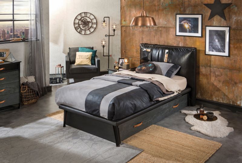 Zásuvka pod posteľ 90x190cm nebula - čierna/sivá.

 

Pohyb zaisťujú plastové kolieska v spodnej časti.

 

Rozmery zásuvky pod posteľ Nebula sú 194x24x103cm (š, v, h), ložná plocha je 90x190cm

 

Všetok nábytok patriaci do kolekcie Nebula nájdete nižšie v súvisiacich produktoch.