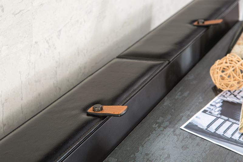 Zásuvková komoda nebula - sivá/čierna.

 

Predná noha je v čiernej farbe, vyrobená z kovového materiálu s kvalitnou povrchovou úpravou.

 

Rozmery zásuvkové komody Nebula sú 78x87x48cm (š, v, h)

 

Všetok nábytok patriaci do kolekcie Nebula nájdete nižšie v súvisiacich produktoch.