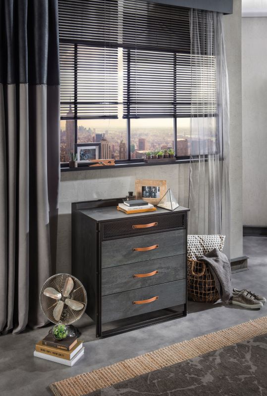 Zásuvková komoda nebula - sivá/čierna.

 

Predná noha je v čiernej farbe, vyrobená z kovového materiálu s kvalitnou povrchovou úpravou.

 

Rozmery zásuvkové komody Nebula sú 78x87x48cm (š, v, h)

 

Všetok nábytok patriaci do kolekcie Nebula nájdete nižšie v súvisiacich produktoch.