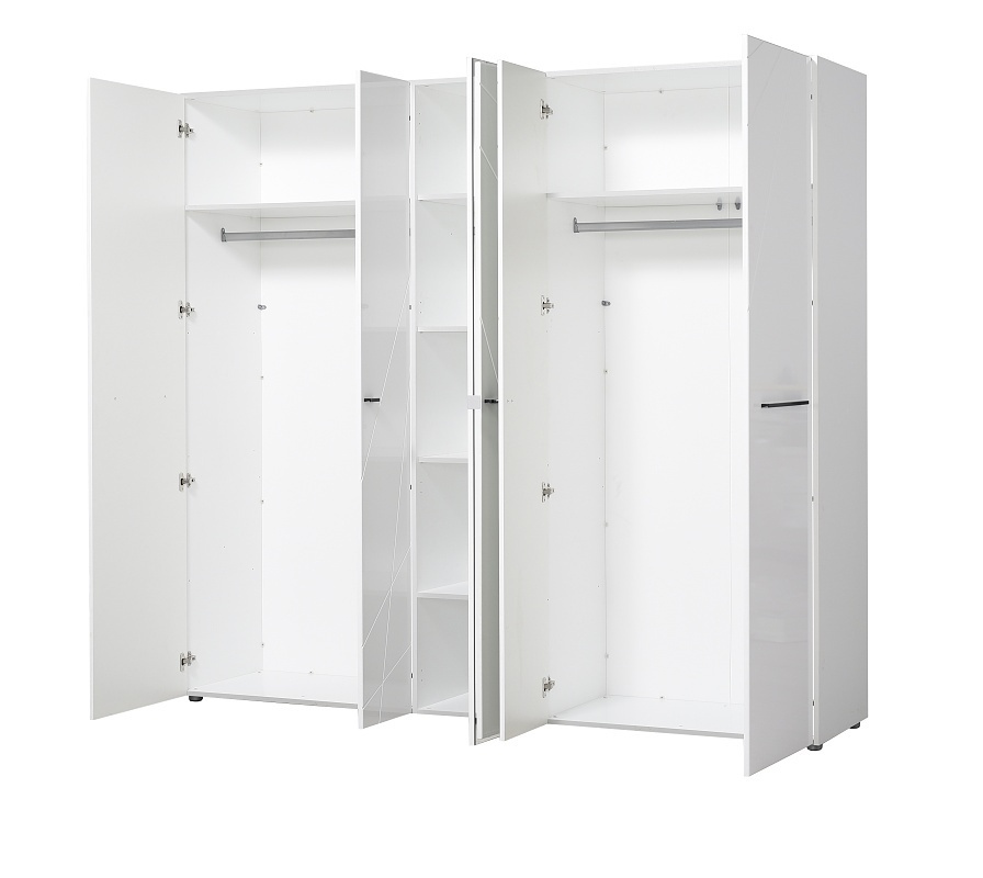 Päťdverová šatníková skriňa so zrkadlom aubrey - biela.

 

Na dverách je zrkadlo, ktoré je praktickým prvkom a dokáže opticky zväčšiť priestor, čo je žiaduce najmä v menších miestnostiach.

 

Ku skrini je možné dokúpiť police, ktoré môžu nahradiť šatníkovej tyče.

 

Všetok nábytok patriaci do kolekcie Aubrey nájdete nižšie v súvisiacich produktoch.