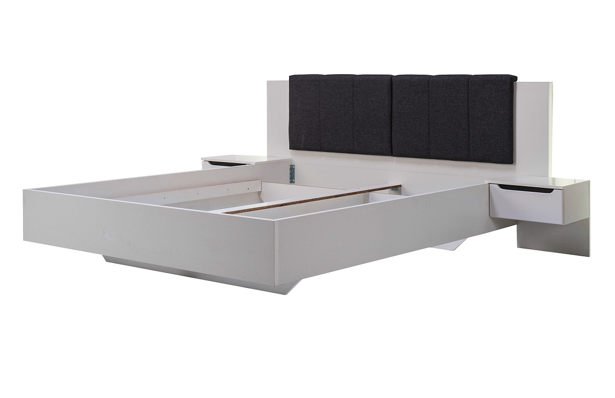 Manželská posteľ 160x200cm s nočnými stolíkmi stuart - biela/šedá/dub.

 

Ložná plocha postele je 160x200cm.

 

K posteli je možné dokúpiť osvetlenie, ktoré sa umiestňuje na bočne strany čela postele.

 

Všetok nábytok patriaci do kolekcie Stuart a vhodné matrace nájdete nižšie v súvisiacich produktoch.