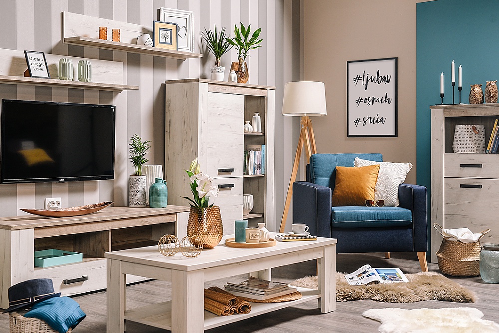 Vitrína henry - dub biely/dub šedý.

 

Vitrínu zdobia plastové úchytky, ktoré verne imitujú kov.

 

Všetok nábytok patriaci do kolekcie Henry nájdete nižšie v súvisiacich produktoch.

 

Krátka videoukážka vám priblíži vitrínu Henry.

 

 