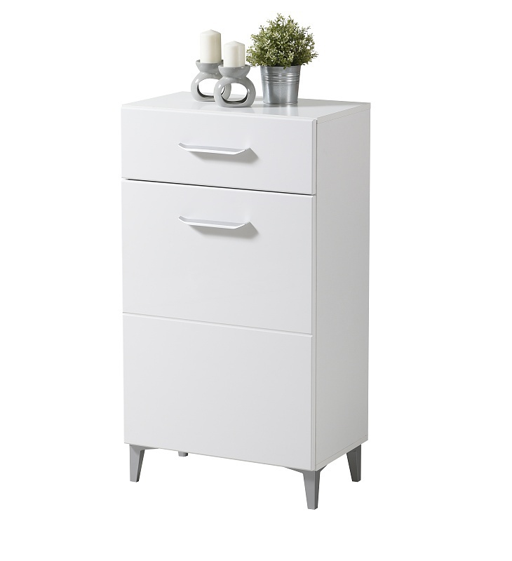 Kombinovaná komoda beatrix - biela.

 

Komoda zapadne do každej miestnosti a záleží tak len na vás, kam sa rozhodnete ju umiestniť.

 

Všetok nábytok patriaci do kolekcie Beatrix nájdete nižšie v súvisiacich produktoch.