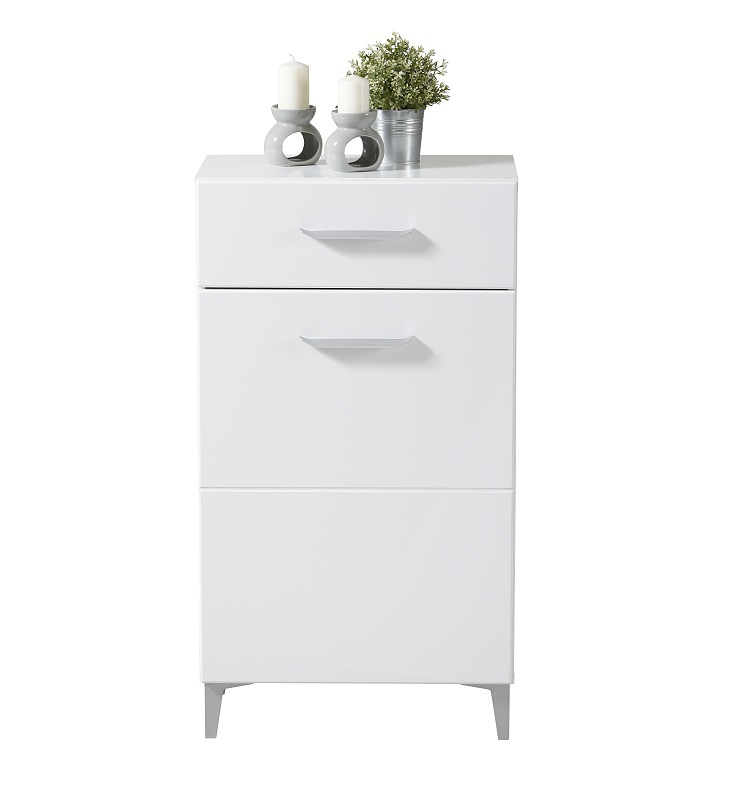 Kombinovaná komoda beatrix - biela.

 

Komoda zapadne do každej miestnosti a záleží tak len na vás, kam sa rozhodnete ju umiestniť.

 

Všetok nábytok patriaci do kolekcie Beatrix nájdete nižšie v súvisiacich produktoch.