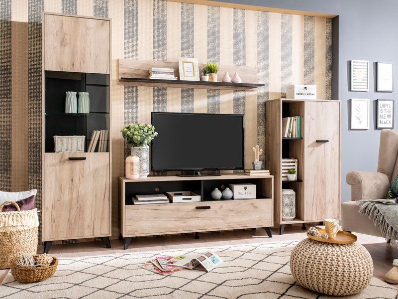 Konferenčný stolík taylor - dub sivý/čierny.

 

Ak vás nábytok Taylor zaujal, pozrite sa do súvisiacich produktov, kde sú zobrazené ďalšie prvky z tejto rady.