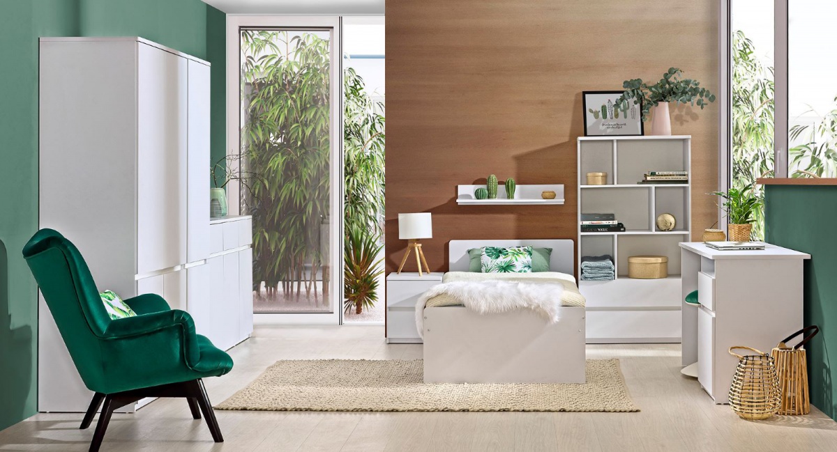 Závesná knižnica liana - biela.

 

Povrchová vrstva lamina je odolná voči krátkodobému pôsobeniu vody, zvýšenej teplote a chemikáliám používaným v domácnosti.

 

Rozmery závesnej knižnice Liana sú 110x60x19,6cm (š, v, h)

 

Všetok nábytok z kolekcie Liana nájdete nižšie v súvisiacich produktoch.