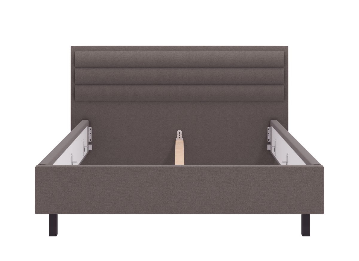 Manželská posteľ 160x200cm corey - sv.

 

Matrac ani rošt nie sú súčasťou, môžete si teda po postele umiestniť svoj vlastný vrátane matracov, poprípade v odporúčaných produktoch nižšie nájdete výber najvhodnejších variantov na dokúpenie. Výška umiestnenia roštu je voliteľná, a to 24,5-31,5cm od zeme.

 

Rozmery manželskej postele 160x200cm Corey sú 193x110x214cm (š, v, h), ložná plocha je 160x200cm

 

Výber odporúčaných produktov nájdete vo výpise nižšie.