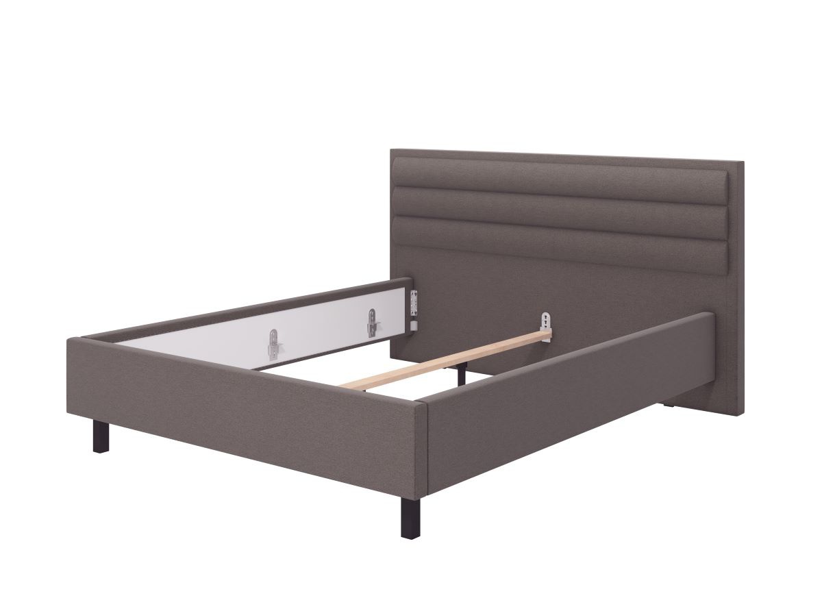 Manželská posteľ 160x200cm corey - sv.

 

Matrac ani rošt nie sú súčasťou, môžete si teda po postele umiestniť svoj vlastný vrátane matracov, poprípade v odporúčaných produktoch nižšie nájdete výber najvhodnejších variantov na dokúpenie. Výška umiestnenia roštu je voliteľná, a to 24,5-31,5cm od zeme.

 

Rozmery manželskej postele 160x200cm Corey sú 193x110x214cm (š, v, h), ložná plocha je 160x200cm

 

Výber odporúčaných produktov nájdete vo výpise nižšie.