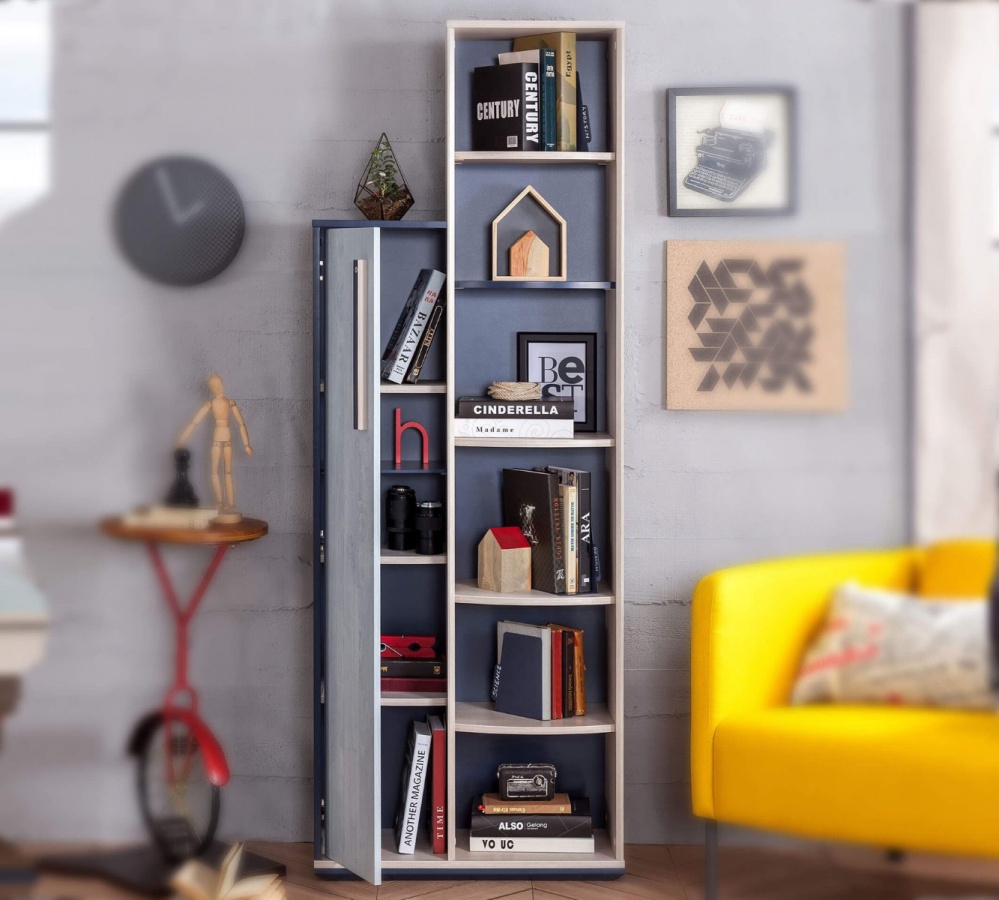 Malá pracovňa lincoln - dub/dub modrý/tmavo modrá.

 

V žiadnej pracovni nesmie chýbať písací stôl, pri ktorom budete tráviť najviac času.

 

K stolu sa umiestňuje nadstavec, ktorého súčasťou je USB s dvomi vstupmi pre nabíjanie telefónu či tabletu a LED osvetlenie, ktoré je pohyblivé a môžete s ním posúvať vpravo aj vľavo podľa potreby.

 

Do policové skrinky a malého regálu môžete uschovávať dokumenty či knihy.

 

Malá pracovňa Lincoln sa skladá z týchto prvkov:


	Veľký študentský stôl s nástavcom Lincoln - 141x116x64cm (š, v, h)
	Policová skrinka Lincoln - 39x104x46cm (š, v, h)
	Malý regál Lincoln - 39x88x32cm (š, v, h)
	Moderná knižnica Lincoln - 69x192x32cm (š, v, h)


 

Všetok nábytok patriaci do kolekcie Lincoln nájdete nižšie v súvisiacich produktoch.