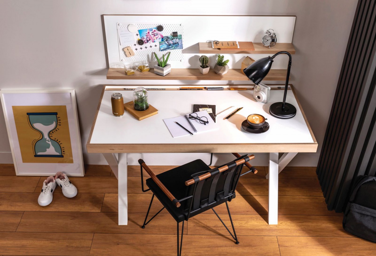 Študentský stôl dylan - biela/dub svetlý.

 

Výška študentského stola je navrhnutá tak, aby vyhovovala kritériám deťom školského veku i dospievajúcim jedincom.

 

Rozmery študentského stola Dylan sú 130x76x71cm (š, v, h).

 

Všetok nábytok patriaci do kolekcie Dylan nájdete nižšie v súvisiacich produktoch.