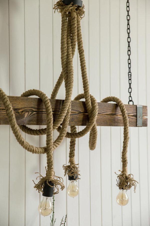 Lanový luster belka - k02-tmavý vosk.

 

Rozmery Lanového lustra Belka sú 110x11x11cm (š, v, h).

 

Všetky Lanové osvetlenie nájdete nižšie v súvisiacich produktoch.