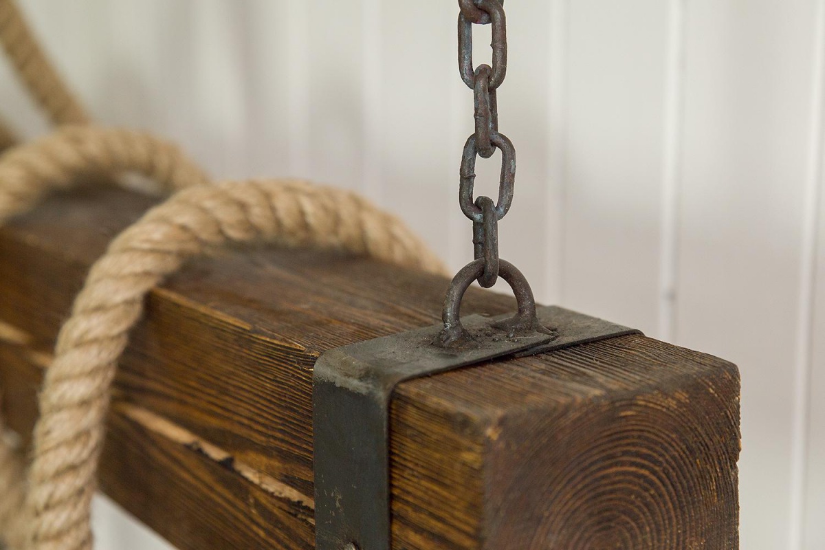 Lanový luster belka - k02-tmavý vosk.

 

Rozmery Lanového lustra Belka sú 110x11x11cm (š, v, h).

 

Všetky Lanové osvetlenie nájdete nižšie v súvisiacich produktoch.