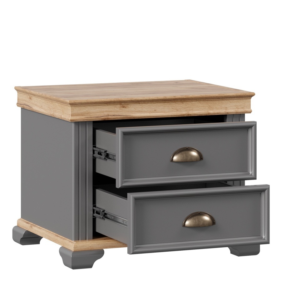 Nočný stolík annie - šedá/dub tortuga.

 

O stabilitu a pevnosť výrobku sa stará spodná a vrchná doska vyrobená z kvalitnej MDF dosky v dekore dubového dreva.

 

Rozmery nočného stolíka Annie sú 56x48x46cm (š, v, h).

 

Všetok nábytok patriaci do kolekcie Annie nájdete nižšie v súvisiacich produktoch.