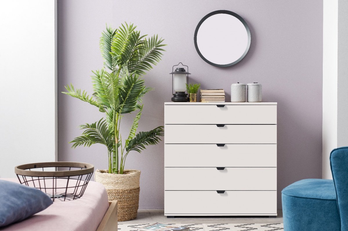 Široká komoda rango - bílá.

 

Rozmery Široké komody Rango sú 90x95x40cm (š, v, h).

 

Všetok nábytok z kolekcie Rango nájdete nižšie v súvisiacich produktoch.