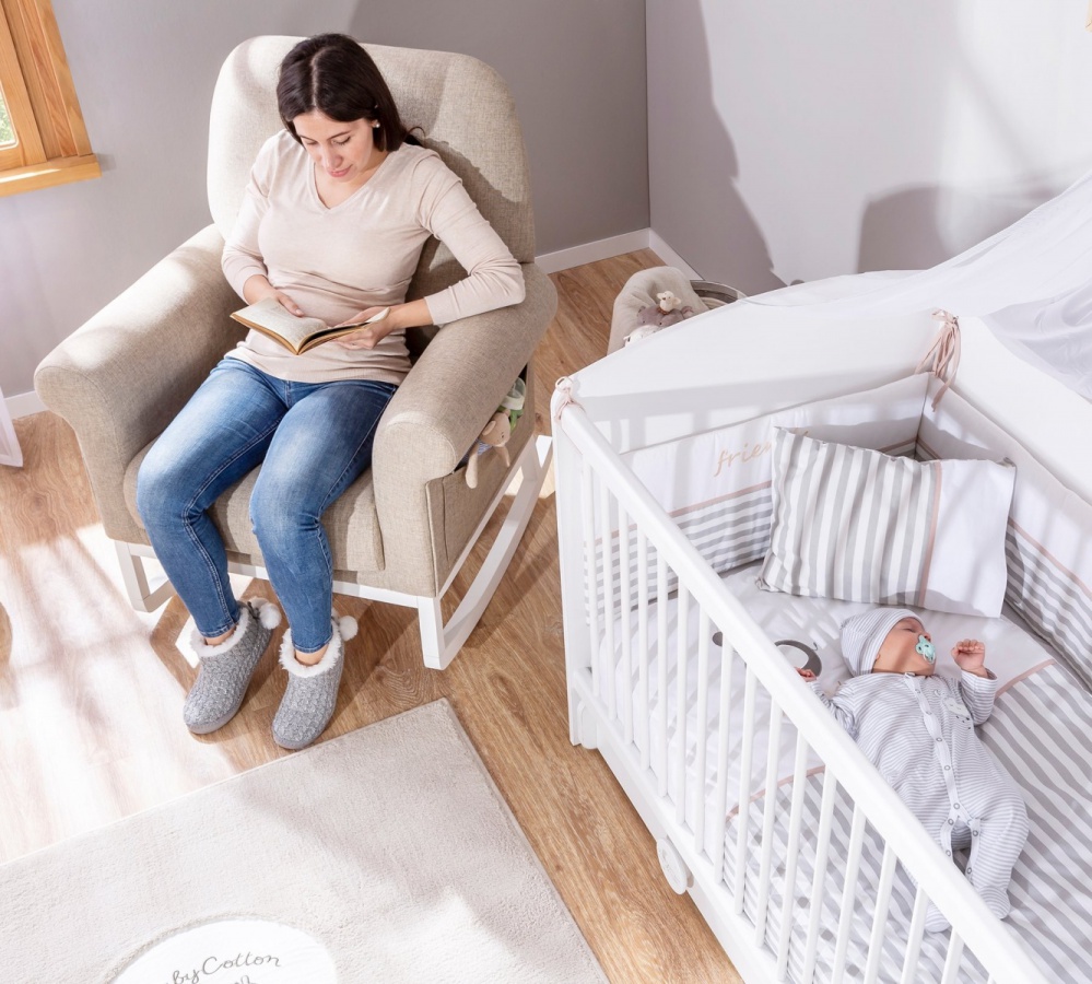 Hojdacie kreslo embrace - béžová/biela.

 

 

Rozmery hojdacieho kresla Embrace sú 81x104x85cm (š, v, h).