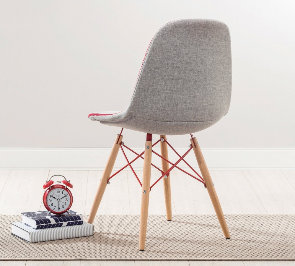 Čalúnená stolička lincoln - šedá.

 

 

Rozmery čalúnené stoličky Lincoln sú 50x85x50cm (š, v, h).