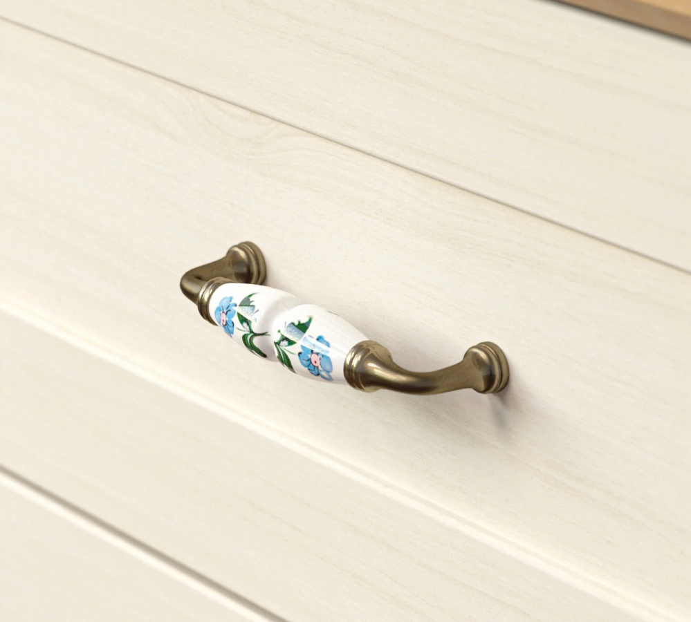 Úzka komoda lilian - breza.

 

Rozmery zásuvkovej komody Lilian sú 60x110,5x48cm (š, v, h).

 

Všetok nábytok patriaci do kolekcie Lilian nájdete nižšie v súvisiacich produktoch.