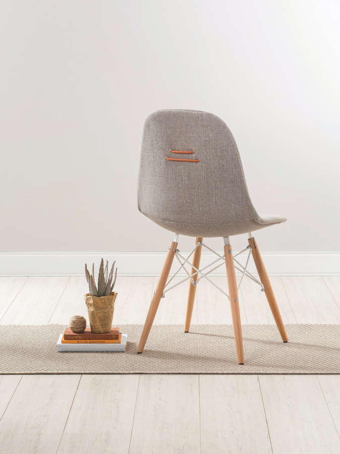 Čalúnená stolička dylan - šedá.

 

 

Rozmery čalúnené stoličky Dylan sú 50x85x50cm (š, v, h).

 

 

Všetky produkty z kolekcie Dylan nájdete nižšie v súvisiacich produktoch.