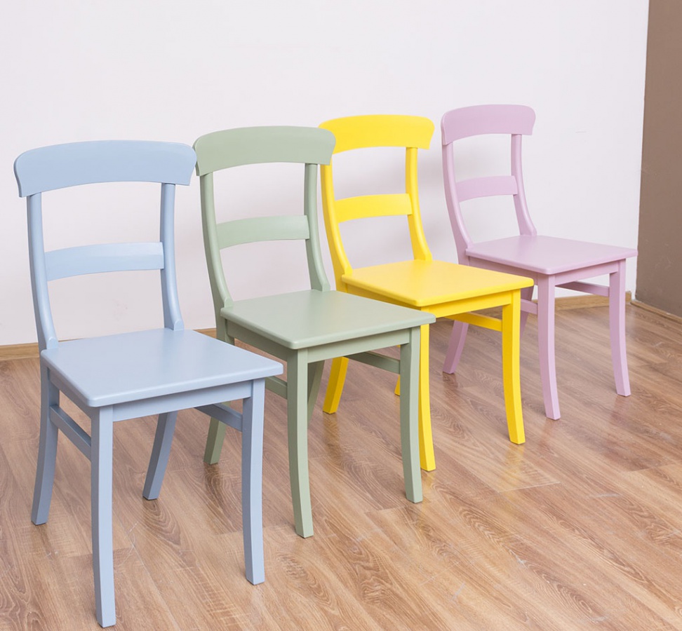 Stolička slavoj 662 - žltá.

 

Stolička z poctivého borovicového dreva sa hodí ho každej miestnosti.

 

Výrobok je dodávaný v zmontovanom stave a veľmi pevná konštrukcia umožňuje použitie po naozaj dlhú dobu. Zavďačí sa vám svojou vynikajúcou kvalitou, veľmi masívnym rámom a operadlom a tiež veľkorysým sedákom pre maximálne pohodlie.

 

Rozmery stoličky Slavoj 662 sú 45x88x43cm (š, v, h).

 

Na prehliadnutie ďalších masívnych kúskov nábytku od tohto výrobcu kliknite TU.

 

Farba na fotografii sa môže ľahko líšiť oproti reálnemu výrobku. Príčinnou môže byť zobrazovanie farieb monitora či rôzne nasvietenie výrobkov pri fotení.


Z dôvodov výroby masivného nábytku na zákazku, sme nútení požadovať od zákazníka zálohu v minimálnej výške 30% z ceny nábytku.