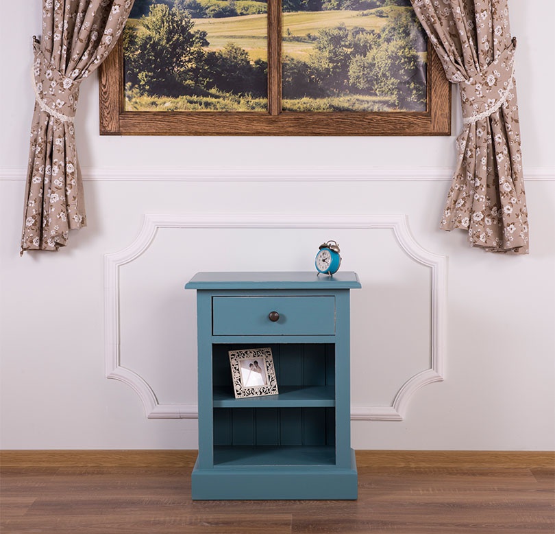 Nočný stolík moric 478 - modrá patina.

 

Nočný stolík z poctivého borovicového dreva bude praktickým pomocníkom pri každej posteli.

 

Masívny stolík obsahuje úložný priestor v 2 policiach a zásuvke.

 

Rozmery nočného stolíka Moric sú 59x47x32cm (š, v, h).

 

Na prehliadnutie ďalších masívnych kúskov nábytku od tohto výrobcu kliknite TU.

 

Farba na fotografii sa môže ľahko líšiť oproti reálnemu výrobku. Príčinnou môže byť zobrazovanie farieb monitora či rôzne nasvietenie výrobkov pri fotení.


Z dôvodov výroby masivného nábytku na zákazku, sme nútení požadovať od zákazníka zálohu v minimálnej výške 30% z ceny nábytku.