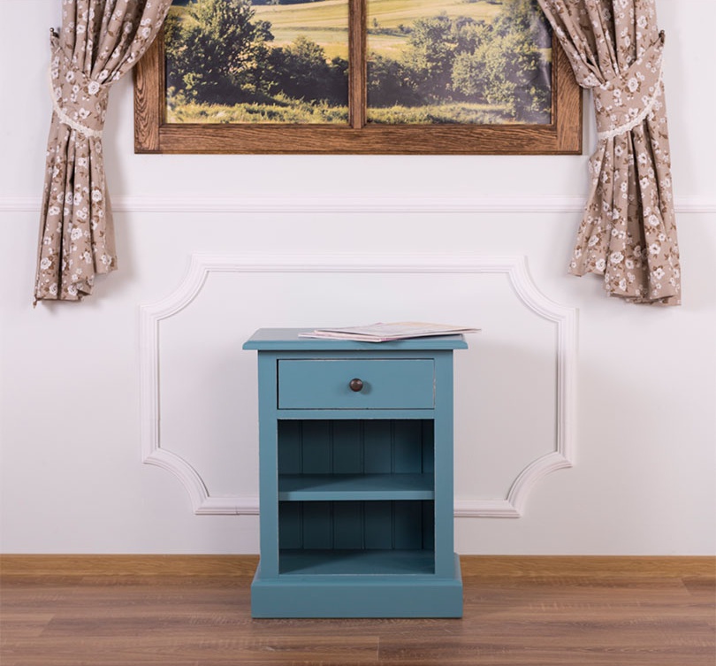 Nočný stolík moric 478 - modrá patina.

 

Nočný stolík z poctivého borovicového dreva bude praktickým pomocníkom pri každej posteli.

 

Masívny stolík obsahuje úložný priestor v 2 policiach a zásuvke.

 

Rozmery nočného stolíka Moric sú 59x47x32cm (š, v, h).

 

Na prehliadnutie ďalších masívnych kúskov nábytku od tohto výrobcu kliknite TU.

 

Farba na fotografii sa môže ľahko líšiť oproti reálnemu výrobku. Príčinnou môže byť zobrazovanie farieb monitora či rôzne nasvietenie výrobkov pri fotení.


Z dôvodov výroby masivného nábytku na zákazku, sme nútení požadovať od zákazníka zálohu v minimálnej výške 30% z ceny nábytku.