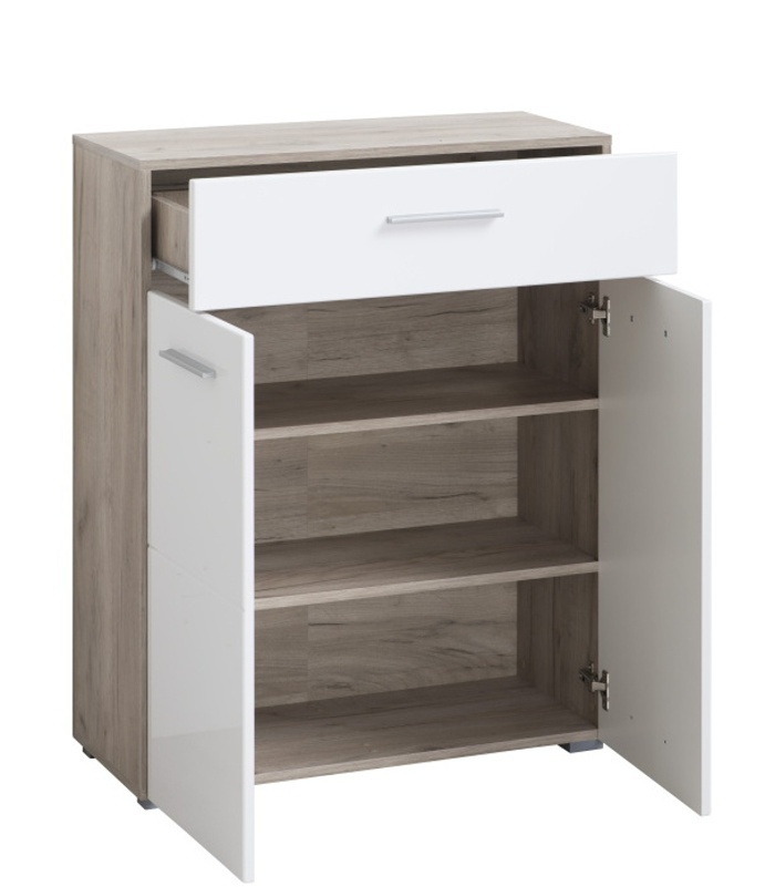 Predsieňová zostava so zrkadlami falka ii - biela/dub šeda.

 

Všetok nábytok Falka je vyrobený z lamina v farbe dub šedej v kombinácii s bielou, u ktorého oceníte dobrú odolnosť proti poškodeniu a ľahkú údržbu.

 

Predsieňová zostava so zrkadlami Falka sa skladá z týchto prvkov:


	Predsieňová skriňa so zrkadlom Falka - 60x192,5x35,5cm (š, v, h)
	Vešiakový panel Falka I - 76x114x19,5cm (š, v, h)
	Predsieňová lavica s úložným priestorom a sedákom Falka - 79x45x35cm (š, v, h)
	Kombinovaná komoda Falka - 79x97,5x35cm (š, v, h)
	Nástenné zrkadlo Falka - 79x97,5x2cm (š, v, h)


 

Všetok nábytok patriaci do kolekcie Falka nájdete nižšie v súvisiacich produktoch. 