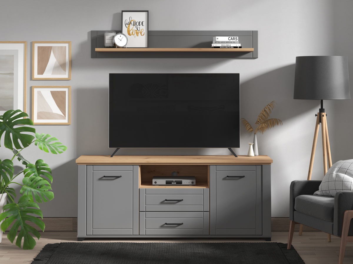 Tv komoda lotta - šedá/dub artisan.

 

Televízna komoda ponúka úložný priestor do obývacej izby v oku lahodiacom prevedení.

 

Rozmery TV komody Lotta sú 161x66,5x41cm (š, v, h).

 

Všetky produkty z kolekcie Lotta nájdete nižšie v súvisiacich produktoch.