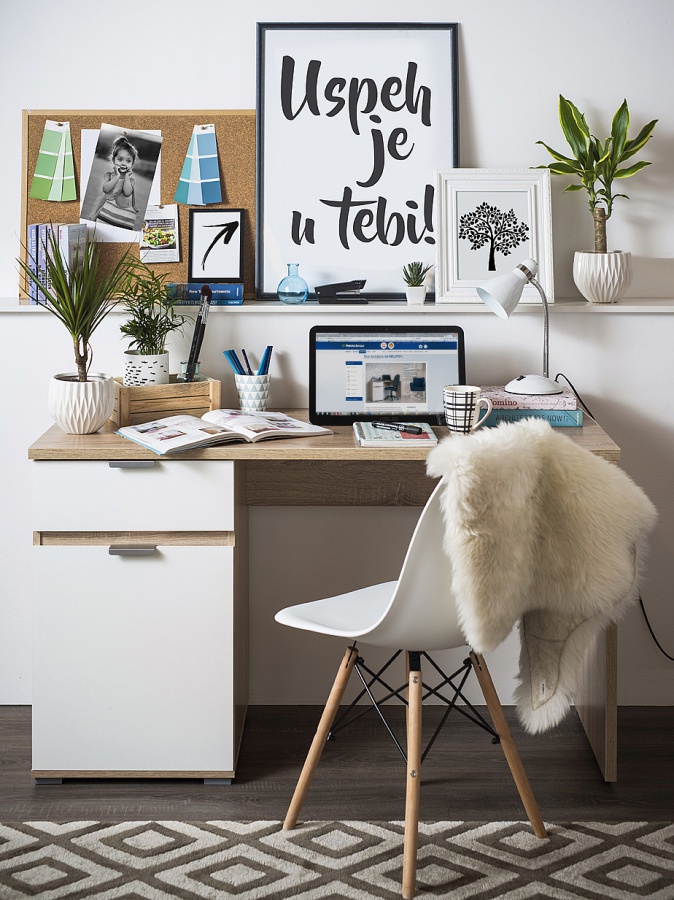 Študentský písací stôl ramona - dub sonoma/biela.

 

Rozmery písacieho stola Ramon sú 130x50x75,5 cm (š, h, v).

 

Pracovný stôl Ramon môžete doplniť ďalšími produktmi v dekore dub sonoma alebo bielej farbe a vybaviť tak vašu pracovňu, detskú alebo študentskú izbu.