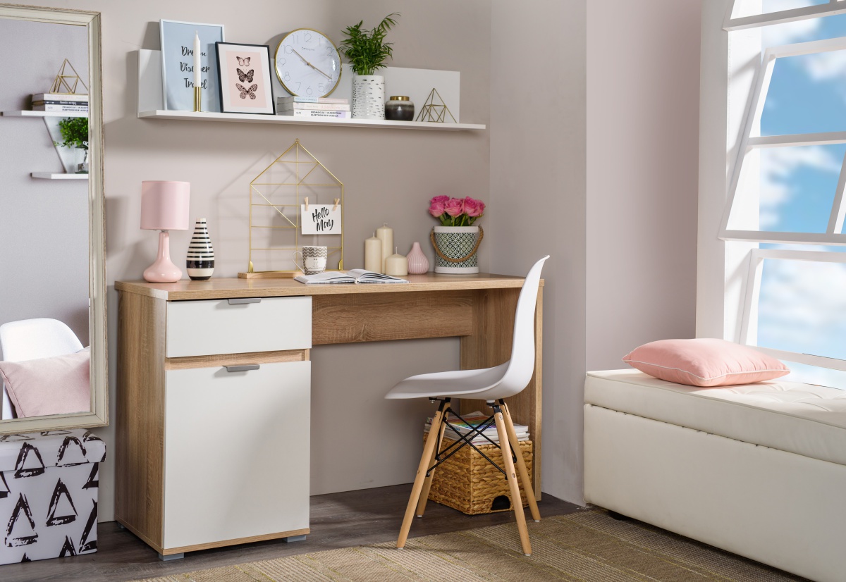 Študentský písací stôl ramona - dub sonoma/biela.

 

Rozmery písacieho stola Ramon sú 130x50x75,5 cm (š, h, v).

 

Pracovný stôl Ramon môžete doplniť ďalšími produktmi v dekore dub sonoma alebo bielej farbe a vybaviť tak vašu pracovňu, detskú alebo študentskú izbu.