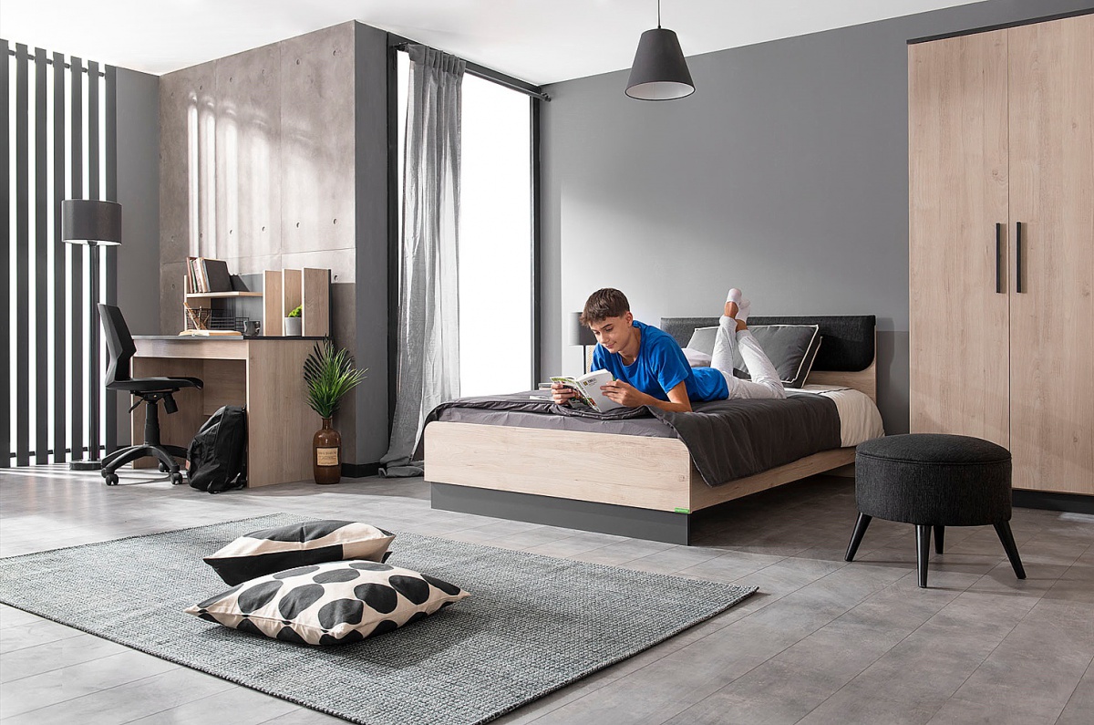 Dvojdverová šatníková skriňa colin - dub kestína/šedá.

 

Šatníková skriňa s 2 dverami ponúka police a jednu šatníkovú tyč a je ideálna do všetkých menších priestorov.

 

Dvojdverová šatníková skriňa Colin je vyrobená z lamina 1.

 

Rozmery dvojdverovej šatníkovej skrine Colin sú 85x209x53cm (š, v, h).

 

Všetky produkty z kolekcie Colin nájdete nižšie v súvisiacich produktoch.