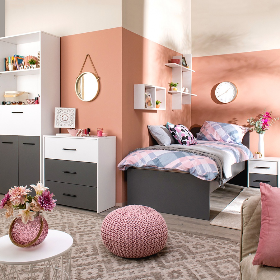 Študentská posteľ 90x200 jarek - šedá.

 

V kolekcii Jarek sa zameriavame predovšetkým na lôžkový nábytok, ktorý bude jednoduchý, ale napriek tomu pohodlný, nadčasový a predovšetkým vhodný pre takmer každú vekovú kategóriu.

 

Rozmery študentskej postele 90x200 Jarek sú 95,5x85,5x205cm (š, v, h).

 

Všetky produkty z kolekcie Jarek a vhodné matrace pre túto posteľ nájdete nižšie v súvisiacich produktoch.