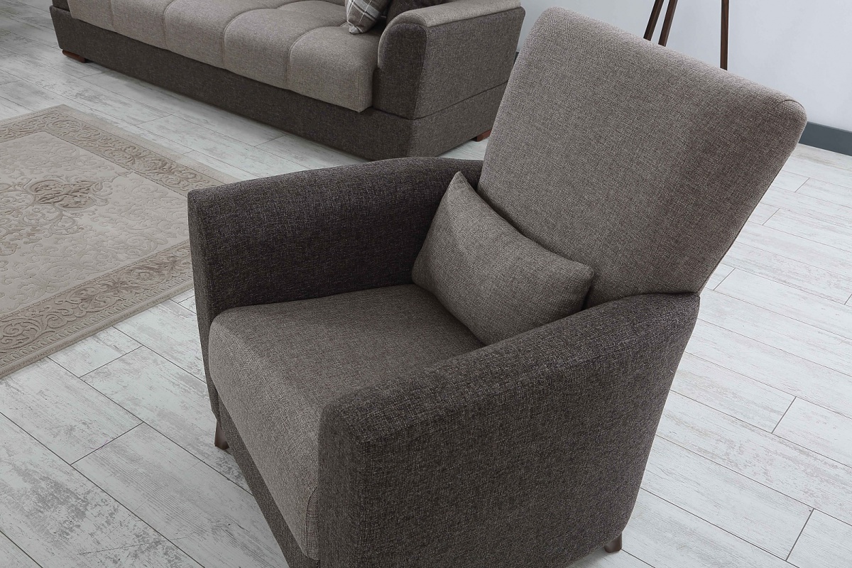 Kreslo bean - hnedá.

 

Kostra kresla je vyrobená z vysoko kvalitného lamina a kovu, zatiaľ čo polstrovanie je tvorené z peny hustoty 28 a bonellových pružín.

 

Rozmery kresla Bean sú 67x96x83cm (š, v, h).

 

Všetky produkty z kolekcie Bean a ďalšie kreslá od rovnakého výrobcu nájdete v súvisiacich produktoch.


Farba na fotografii sa môže ľahko líšiť oproti reálnemu výrobku. Príčinou môže byť zobrazovanie farieb monitora či rôzne nasvietenie výrobkov pri fotení.