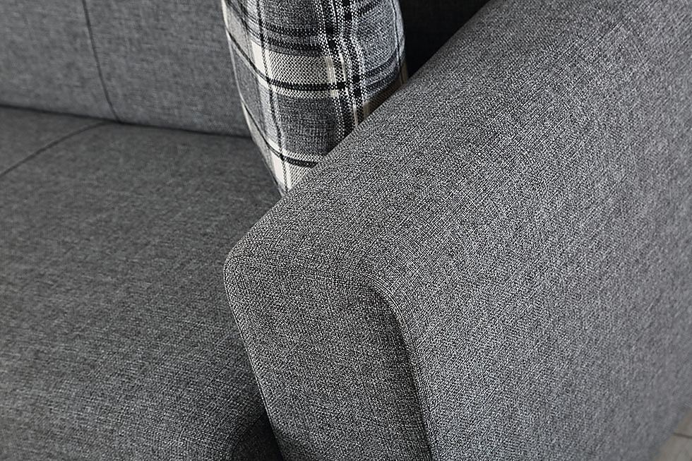 Rohová sedacia súprava, rozkladacia s úložným priestorom venus -.

 

Kostra sedacej súpravy je vyrobená z vysoko kvalitného lamina a kovu, zatiaľ čo polstrovanie je tvorené z bonellových pružín a peny hustoty 18.

Sedacia súprava je variabilná a je možné sa pri montáži rozhodnúť, či chcete ľavý alebo pravý roh.

 

 

Rozmery rohovej sedacej súpravy, rozkladacie s úložným priestorom Venus sú 272x85x182/94cm (š, v, h).

 

Ďalšie sedacie súpravy a pohovky od rovnakého výrobcu nájdete nižšie v súvisiacich produktoch.


Farba na fotografii sa môže ľahko líšiť oproti reálnemu výrobku. Príčinou môže byť zobrazovanie farieb monitora či rôzne nasvietenie výrobkov pri fotení.