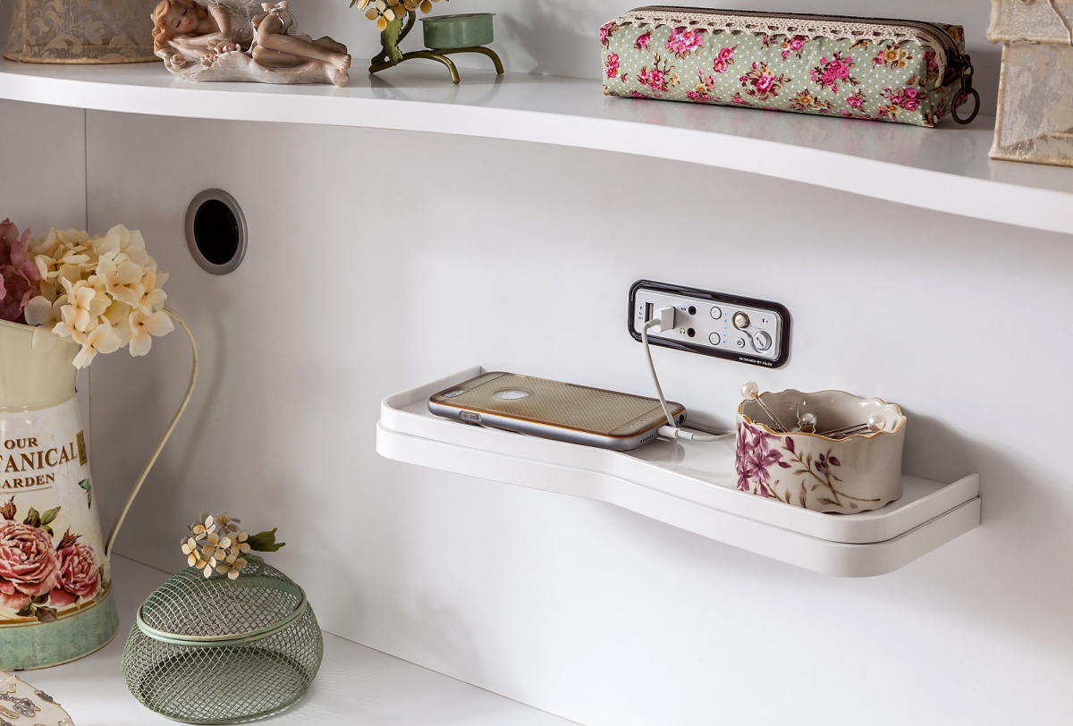 Nástavec k písaciemu stolu carmen - biela.

 

Aj nástavec k písaciemu stolu Carmen je vyrobený z vysoko kvalitného lamina, ozdobná lišta z masívneho dreva a čielka písacieho stola sú z MDF dosiek.

 

Všetok nábytok patriaci do kolekcie Carmen nájdete nižšie v súvisiacich produktoch