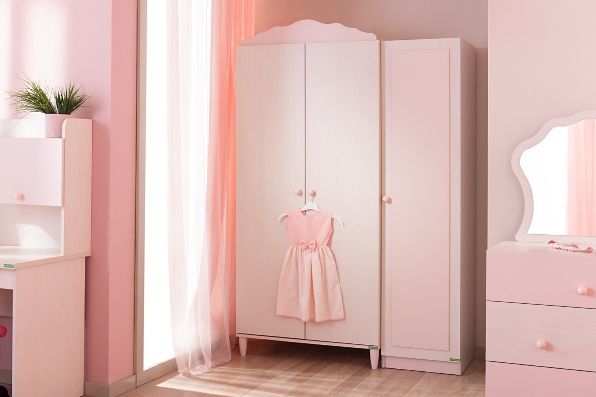 Policová skriňa chere - breza/ružová.

 

Jednodverová skriňa Chere nezaberie v izbičke príliš miesta a pritom poskytne dostatok úložného priestoru.

 

Rozmery policovej skrine Chere sú 47x195x47cm (š, v, h).

 

 

Všetky produkty z kolekcie Chere nájdete nižšie v súvisiacom tovare.