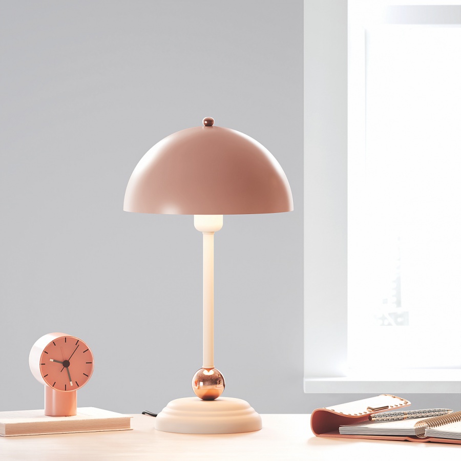 Stolová lampa beauty - béžová/ružová.

 

Pokiaľ chcete vytvoriť príjemnú atmosféru a bezpečné útočisko Vášho dietka, potom nezabudnite zakúpiť stolnú lampu.

 

Stolová lampa Beauty spĺňa všetky požiadavky EÚ na osvetlenie a je tak plne nezávadná a bezpečná.

 

Rozmery stolnej lampy Beauty sú 28x51x28cm (š, v, h).

 

Všetky produkty z kolekcie Beauty nájdete nižšie v súvisiacich produktoch.