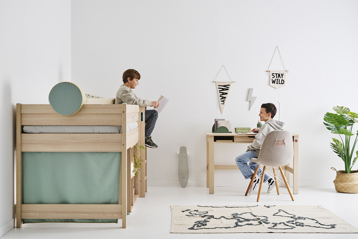 Detský písací stôl fairy - dub svetlý.

 

 

Rozmery detského písacieho stola Fairy sú 116x73x59,5cm (š, v, h).

 

 

Všetky výrobky z kolekcie Fairy nájdete nižšie v súvisiacich produktoch.