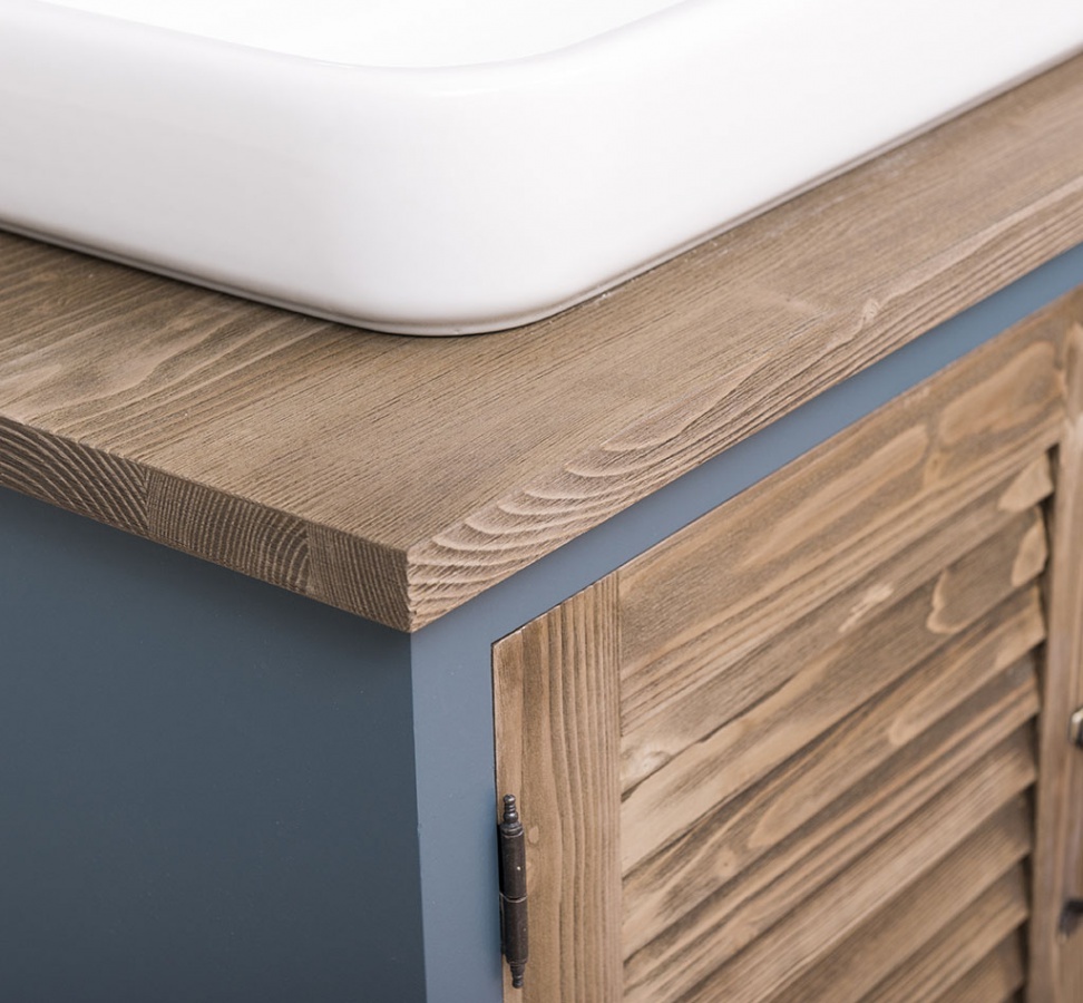 Kúpeľňová skrinka pre 2 umývadlá damiano 665 - modrá/hnedá.

 

Priestranná kúpeľňová skrinka bola navrhnutá s ohľadom na potreby modernej domácnosti.

 

Povrch skrinky je ošetrený farebným náterom v odtieni P051.

 

Investícia, ktorá sa oplatí nielen pre Váš úplný komfort, ale aj celkovú atmosféru domova.

 

Rozmery kúpeľňovej skrinky pre 2 umývadlá Damiano 665 sú 150x75x51cm (š, v, h).

 

Pre kompletnú ponuku masívneho nábytku od tohto výrobcu kliknite TU.

 

Farba na fotografii sa môže ľahko líšiť oproti reálnemu výrobku. Príčinou môže byť zobrazovanie farieb monitora či rôzne nasvietenie výrobkov pri fotení.




Z dôvodu výroby masívneho nábytku na zákazku, sme nútení požadovať od zákazníka zálohu v minimálnej výške 30% z ceny nábytku.