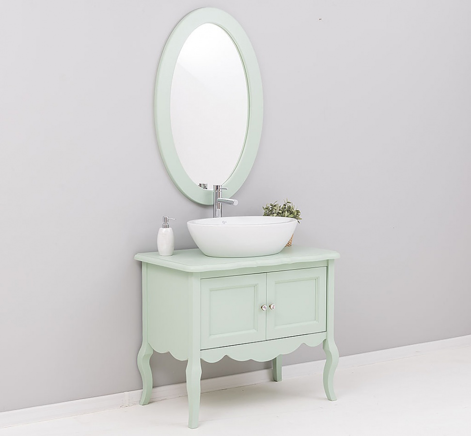 Malá kúpeľňová zostava lady 711 - zelená.

 

Hoci moderný design domova patrí medzi najvyhľadávanejšie, tak to neznamená, že by bol rustikálny štýl nábytku utláčaný.

 

Kúpeľňová skrinka Lady Vás hneď na prvý pohľad zaujme svojim vzhľadom.

 

Oválne kúpeľňové zrkadlo svojim minimalistickým vzhľadom doťahuje zostavu k dokonalosti.

 

Milovníkov farebného nábytku poteší celonáter v mentolovej farbe.

 

Povrch skrinky a zrkadla je ošetrený farebným náterom v odtieni P092.

 

Umývadlo, batéria či kovový výpust nie sú súčasťou a je potrebné ich zakúpiť samostatne.

 

Malá kúpeľňová zostava sa skladá z týchto prvkov:


	Kúpeľňová skrinka pre umývadlo Lady 711 - 90x75x54cm (š, v, h)
	Oválne kúpeľňové zrkadlo Lady 575 - 65x100x3cm (š, v, h)


 

Pre kompletnú ponuku masívneho nábytku od tohto výrobcu kliknite TU.

 

Farba na fotografii sa môže ľahko líšiť oproti reálnemu výrobku. Príčinou môže byť zobrazovanie farieb monitora či rôzne nasvietenie výrobkov pri fotení.




Z dôvodu výroby masívneho nábytku na zákazku, sme nútení požadovať od zákazníka zálohu v minimálnej výške 30% z ceny nábytku.