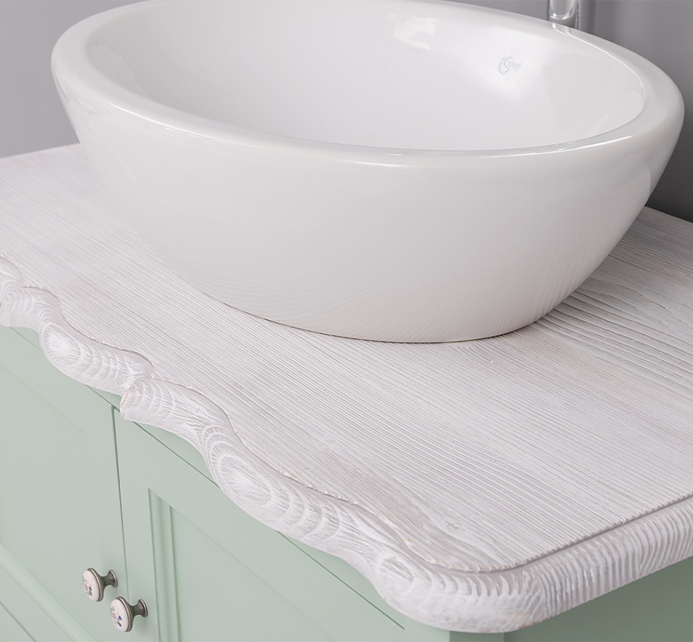 Malá kúpeľňová zostava lady 711 - zelená/biela.

 

Hoci moderný design domova patrí medzi najvyhľadávanejšie, tak to neznamená, že by bol rustikálny štýl nábytku utláčaný.

 

Kúpeľňová skrinka Lady Vás hneď na prvý pohľad zaujme svojim vzhľadom.

 

Oválne kúpeľňové zrkadlo svojim minimalistickým vzhľadom doťahuje zostavu k dokonalosti.

 

Milovníkov farebného nábytku poteší kombinácia mentolovej farby so svetlým dekórom dreva.

 

Povrch skrinky je ošetrený farebným náterom v odtieni P092.

 

Umývadlo, batéria či kovový výpust nie sú súčasťou a je potrebné ich zakúpiť samostatne.

 

Malá kúpeľňová zostava sa skladá z týchto prvkov:


	Kúpeľňová skrinka pre umývadlo Lady 711 - 90x75x54cm (š, v, h)
	Oválne kúpeľňové zrkadlo Lady 575 - 65x100x3cm (š, v, h)


 

Pre kompletnú ponuku masívneho nábytku od tohto výrobcu kliknite TU.

 

Farba na fotografii sa môže ľahko líšiť oproti reálnemu výrobku. Príčinou môže byť zobrazovanie farieb monitora či rôzne nasvietenie výrobkov pri fotení.




Z dôvodu výroby masívneho nábytku na zákazku, sme nútení požadovať od zákazníka zálohu v minimálnej výške 30% z ceny nábytku.