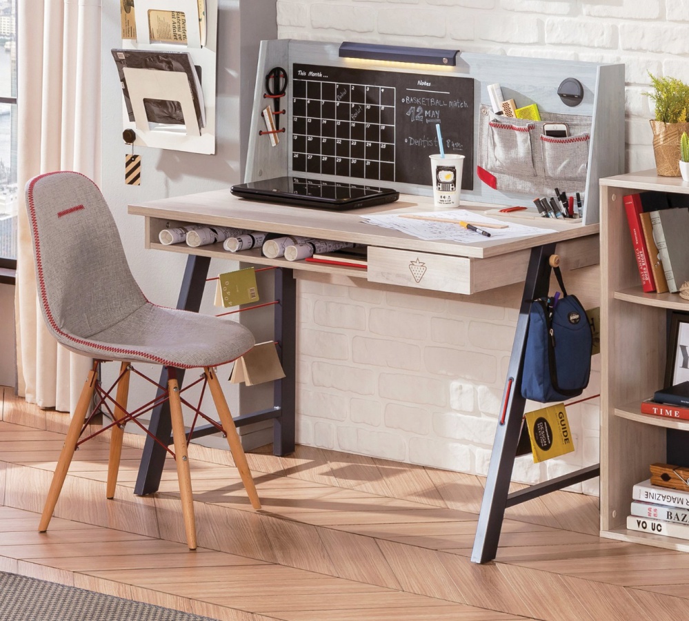 Malý študentský stôl s nástavcom lincoln - dub/dub modrý/tmavo modrá.

 

Nadstavec sa môže pýšiť niekoľkými prvkami.

 

Rozmery malého študentského stola s nástavcom Lincoln sú 114x116x64cm (š, v, h).

 

Všetky produkty z kolekcie Lincoln nájdete nižšie v súvisiacich produktoch.