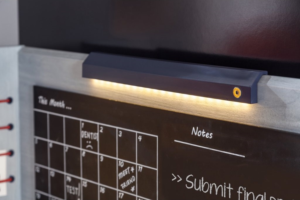 Malý študentský stôl s nástavcom lincoln - dub/dub modrý/tmavo modrá.

 

Nadstavec sa môže pýšiť niekoľkými prvkami.

 

Rozmery malého študentského stola s nástavcom Lincoln sú 114x116x64cm (š, v, h).

 

Všetky produkty z kolekcie Lincoln nájdete nižšie v súvisiacich produktoch.