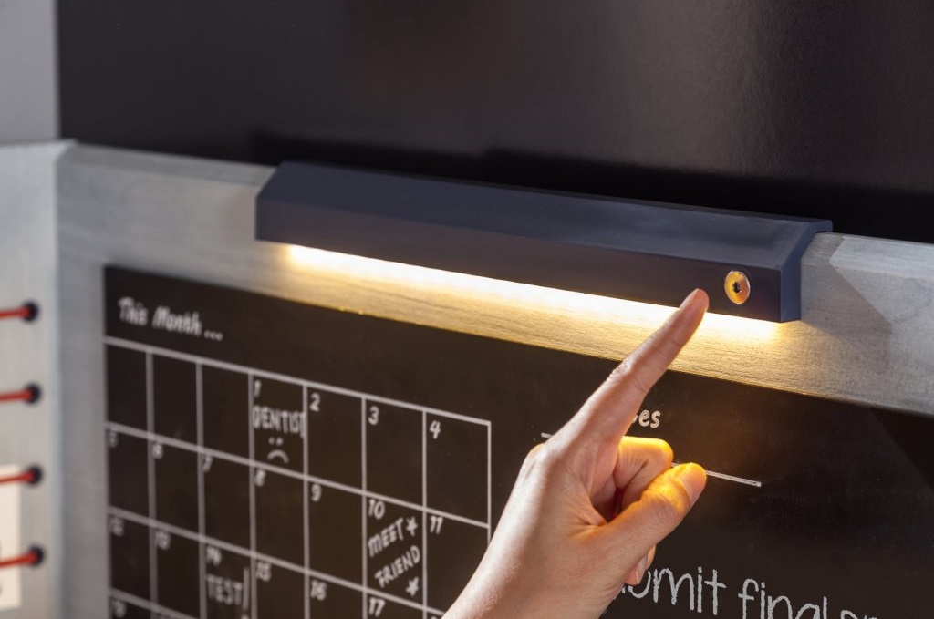 Malý študentský stôl s nástavcom lincoln - dub/dub modrý/tmavo modrá.

 

Nadstavec sa môže pýšiť niekoľkými prvkami.

 

Rozmery malého študentského stola s nástavcom Lincoln sú 114x116x64cm (š, v, h).

 

Všetky produkty z kolekcie Lincoln nájdete nižšie v súvisiacich produktoch.