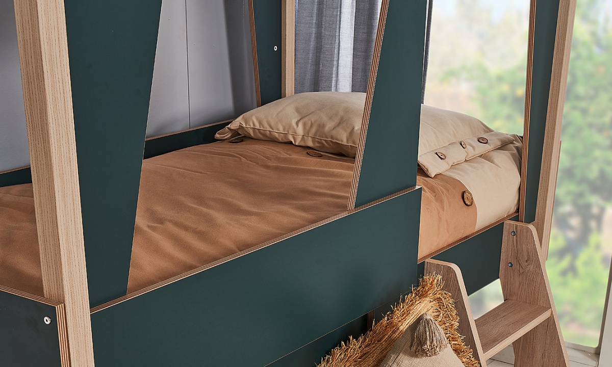 Posteľná súprava 120x200cm artos - hnedá/béžová.

 

Posteľný set Artos obsahuje:


	Prikrývka na posteľ – 180x228cm
	Prestieradlo - 172x252cm
	Vankúš - 52x89cm
	Dekoračný vankúšik - 36x36cm


 

Celý set bol vyrobený zo 100% bavlny.

 

Všetky produkty z kolekcie Artos nájdete nižšie v súvisiacich produktoch.