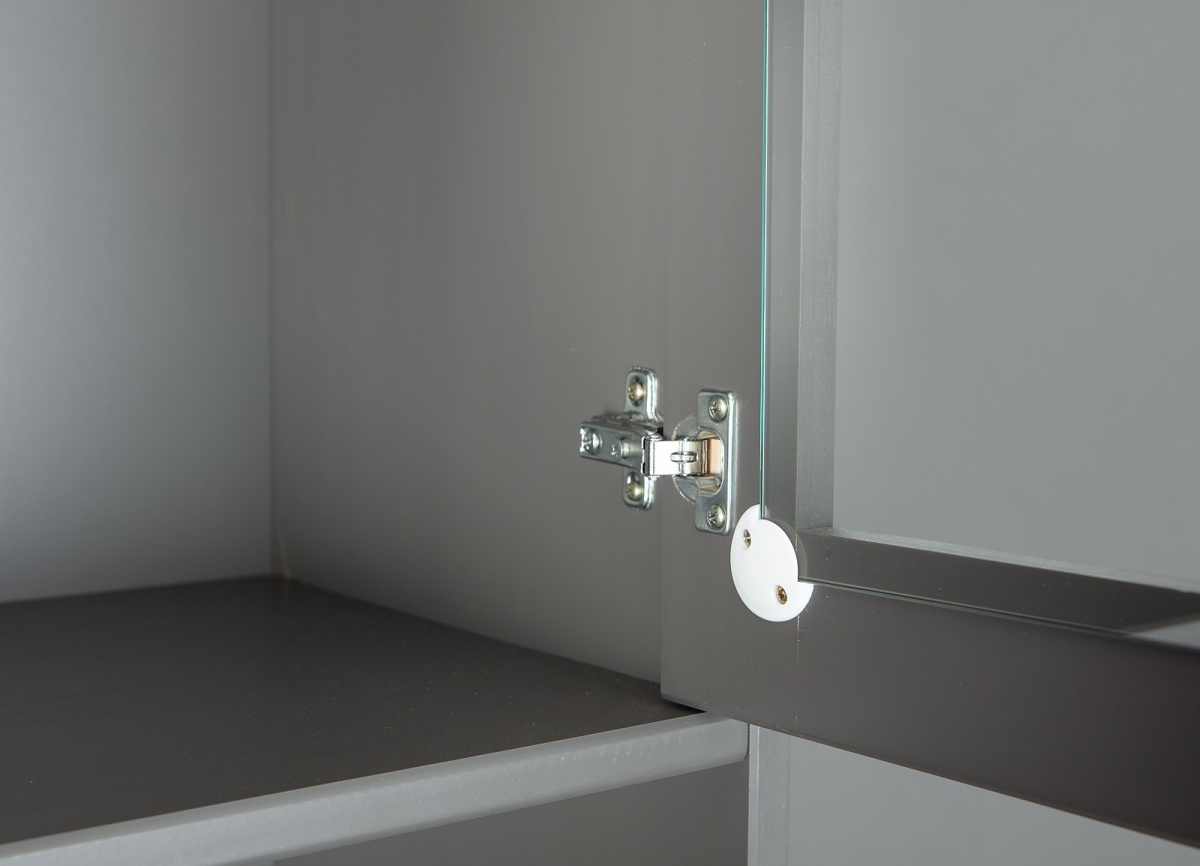 Kredenc z masívu weston - šedá/hnedá.

 

Vysoké kredence sa v súčasnosti vracajú medzi trendmi a sú čím ďalej obľúbenejšie.

 

Rozmery kredenca Weston sú 90x190x45cm (š, v, h).

 

Všetky produkty z kolekcie Weston nájdete nižšie v súvisiacich produktoch.