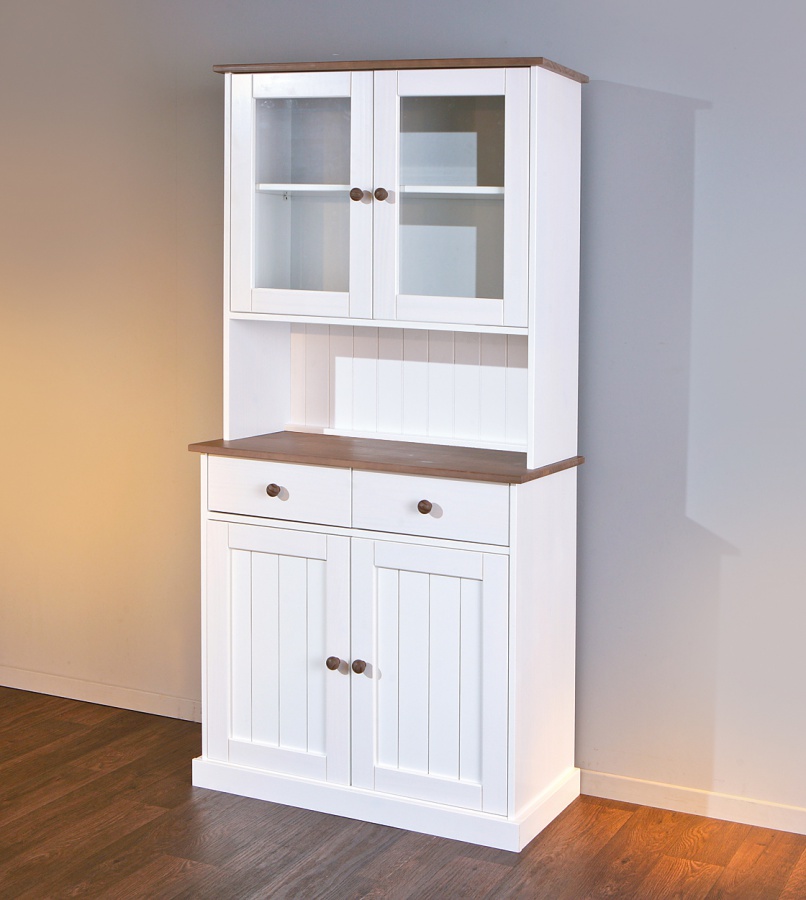 Kredenc z masívu carson - biela/hnedá.

 

Vysoký kredenc perfektne zapadne ako do kuchyne, tak do jedálne.

 

Rozmery kredenca Carson sú 90x190x45cm (š, v, h).

 

Všetky produkty z kolekcie Carson nájdete nižšie v súvisiacich produktoch.