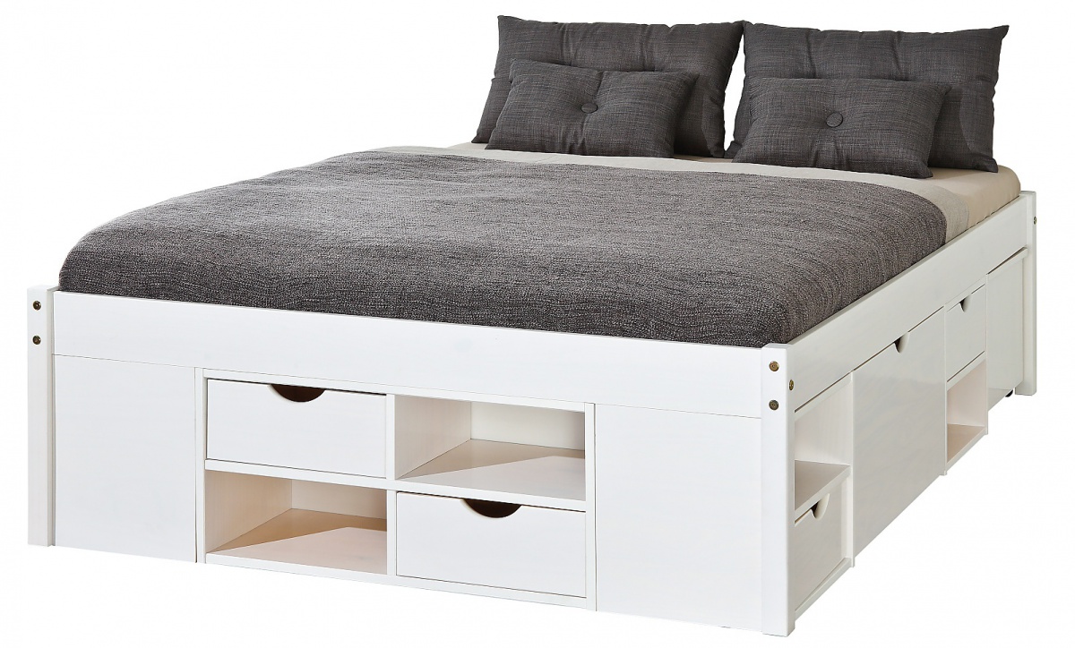 Posteľ z masívu 140x190cm s výsuvnými nočnými stolíkmi a úložným.

 

Túžite po štýlovej, ale praktickej študentskej posteli, ktorá má čo ponúknuť?

 

Rozmery postele z masívu 140x190cm s výsuvnými nočnými stolíkmi a úložným priestorom Diablo sú 146x47,5x199cm (š, v, h).

 

Všetky produkty z kolekcie Diablo nájdete nižšie v súvisiacich produktoch.
