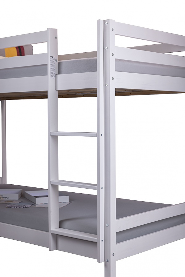 Poschodová posteľ z masívu 90x200cm sully - biela.

 

Poschodové postele sú vďaka svojej praktickosti obľúbené a patria medzi najpredávanejšie kúsky.

 

Rozmery poschodovej postele 90x200cm Sully sú 96x150x207cm (š, v, h).

 

Všetky produkty z kolekcie Sully a vhodné matrace nájdete nižšie v súvisiacich produktoch.