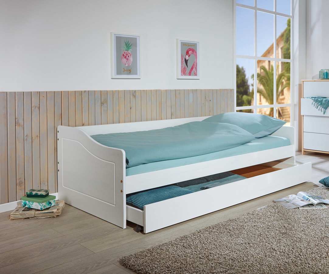 Válenda z masívu 90x200cm s prístelkou tulip - biela.

 

Rozmery váľandy 90x200cm s prístelkou Tulip sú 96x62x207cm (š, v, h).

Ideálna výška matraca pre prístelku je 11 cm.

Odporúčaná veľkosť matraca do prístelky - 90x185cm.

Všetky produkty z kolekcie Tulip nájdete nižšie v súvisiacich produktoch.